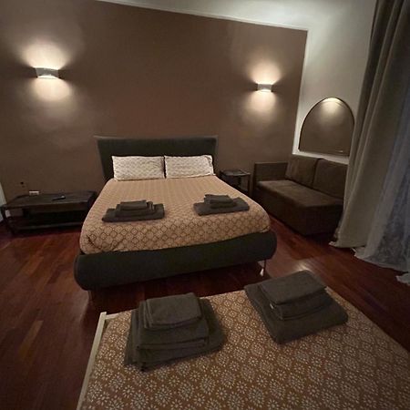 Anni Apartment Chiaia Napoli Bagian luar foto