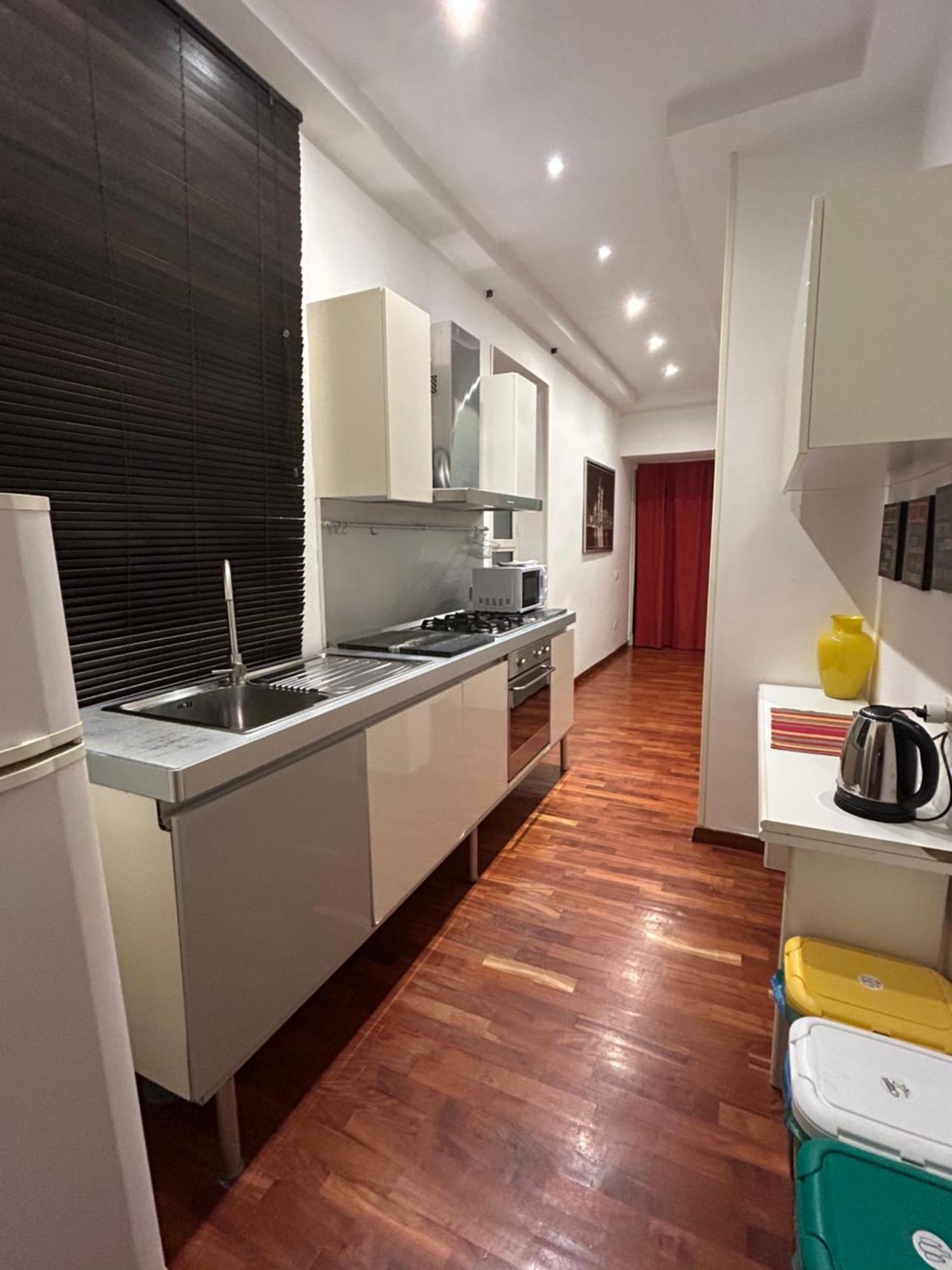 Anni Apartment Chiaia Napoli Bagian luar foto